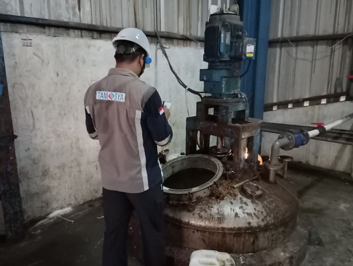 Tenaga Ahli PJK3 PT.Cipta Mas Jaya Dengan Sertifikat K3 (SKP) Pesawat Uap Dan Bejana Tekan Riksa Uji Blending Tank