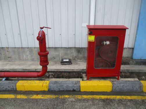 Pemeriksaan dan pengujian hydrant adalah serangkaian inspeksi fisik dan pengujian tekanan air untuk mengevaluasi kelayakan operasional hydrant dalam menyediakan perlindungan saat terjadi kebakaran.